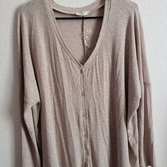 Long sleeve sweater - Picture 3 of 3